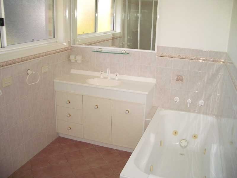 11 Coachmans Close, Sapphire Beach NSW 2450