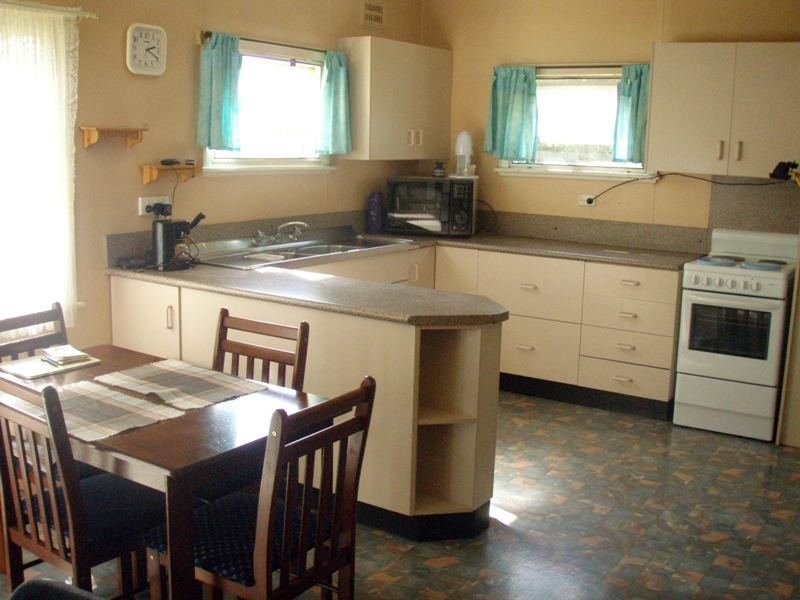24 Robin Street, Coffs Harbour NSW 2450