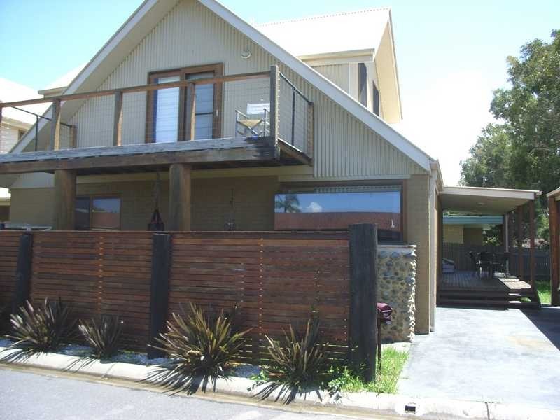 2/69 Boultwood Street, Coffs Harbour NSW 2450