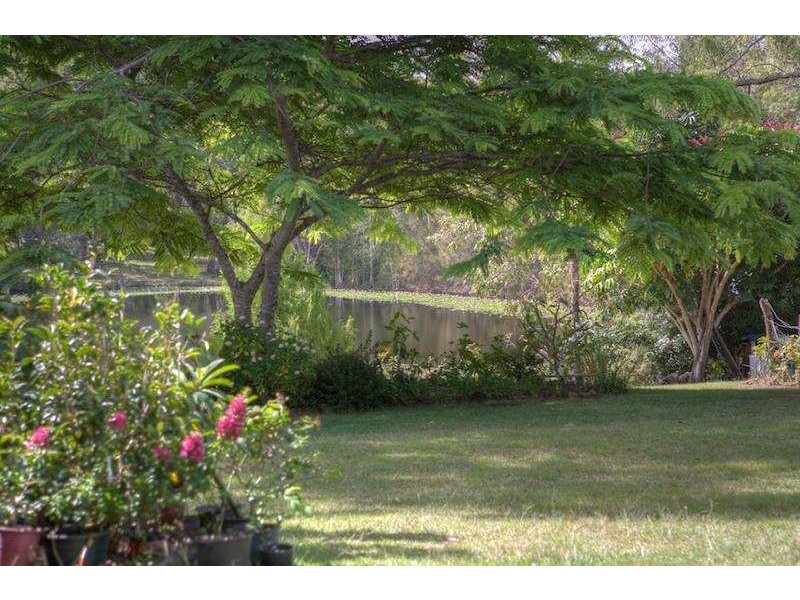 94 Lake Russell Drive Emerald Beach, Coffs Harbour NSW 2450
