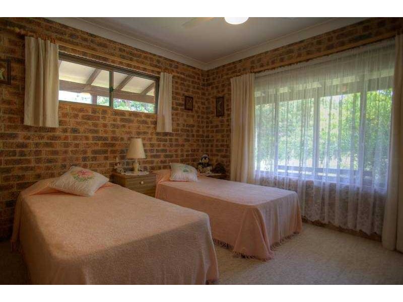 94 Lake Russell Drive Emerald Beach, Coffs Harbour NSW 2450