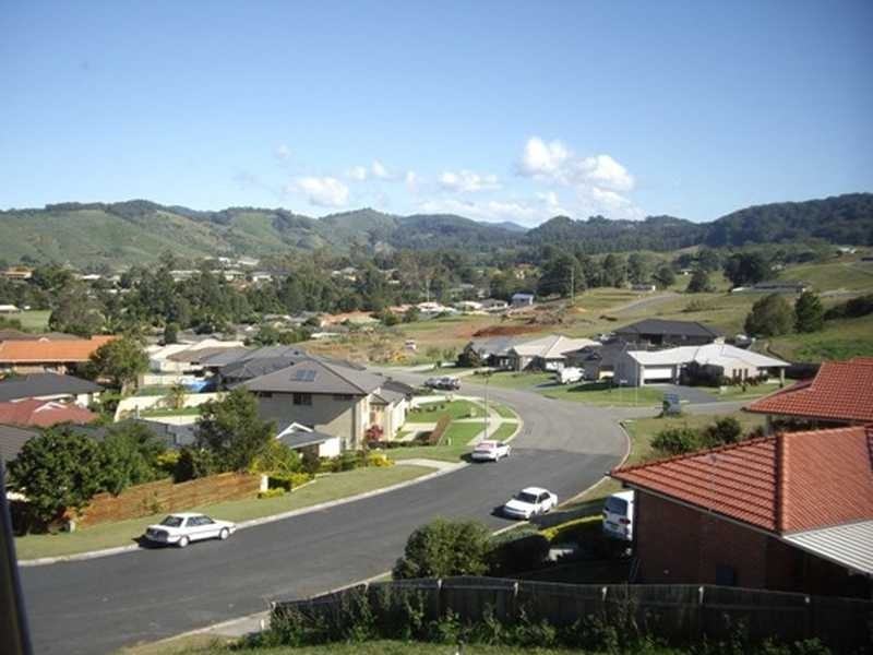 85 Pearce Drive, Coffs Harbour NSW 2450