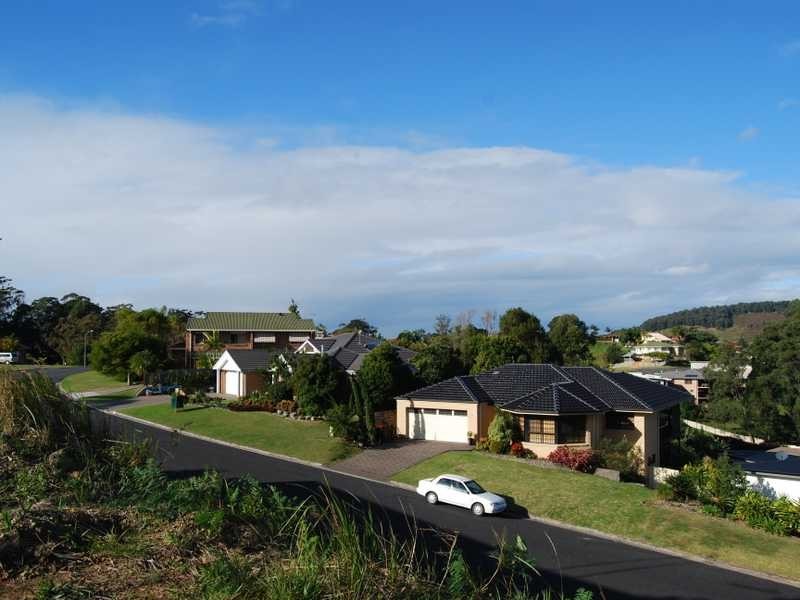83 Pearce Drive, Coffs Harbour NSW 2450