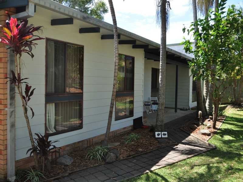 5 Lights Street, Emerald Beach NSW 2456