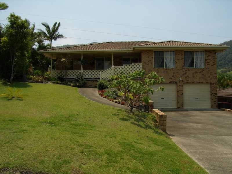 75 Vera Drive, Coffs Harbour NSW 2450