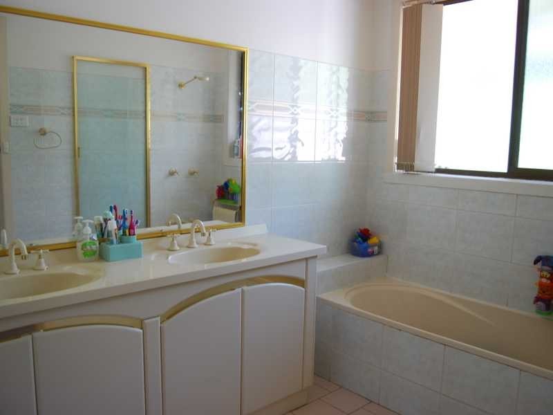 6 Greenlinks Avenue, Coffs Harbour NSW 2450