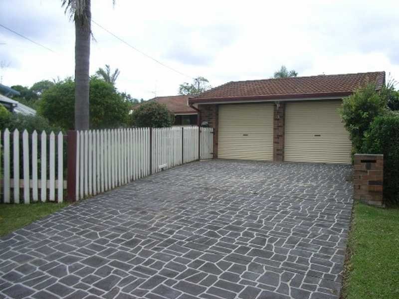 5 Spruce Place, Sandy Beach NSW 2456