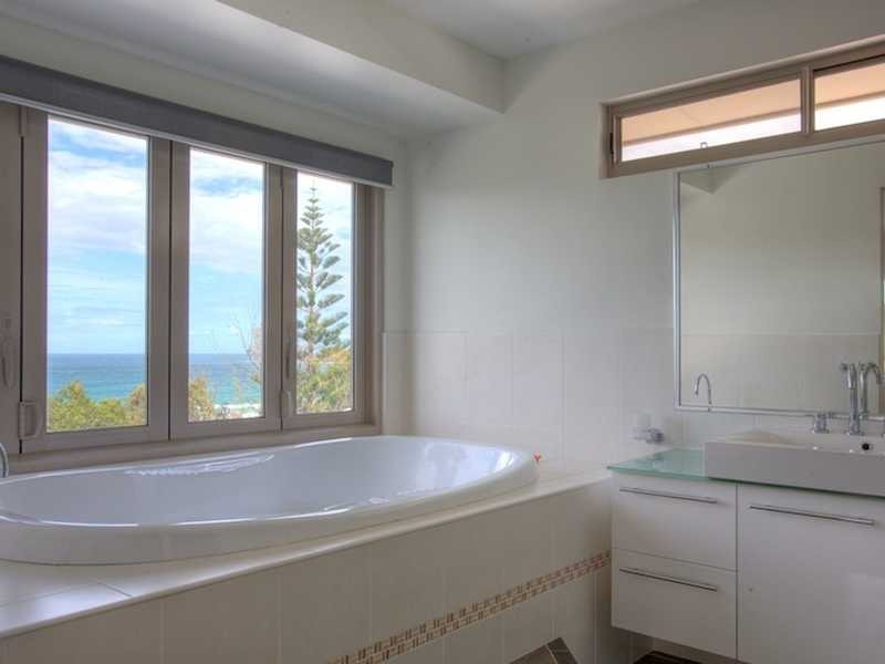 10 Ocean Drive Safety Beach, Coffs Harbour NSW 2450