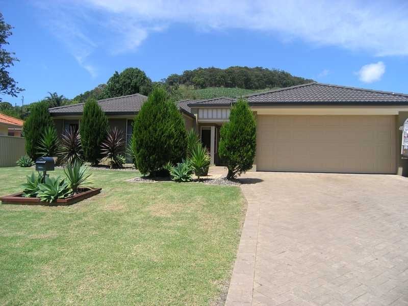 15 Red Cedar Drive, Coffs Harbour NSW 2450