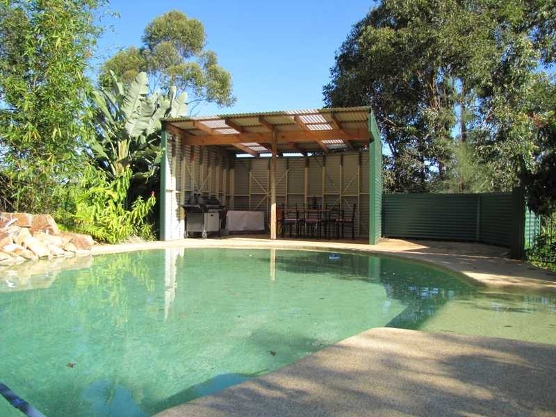 42 Poynten Road, Emerald Beach NSW 2456