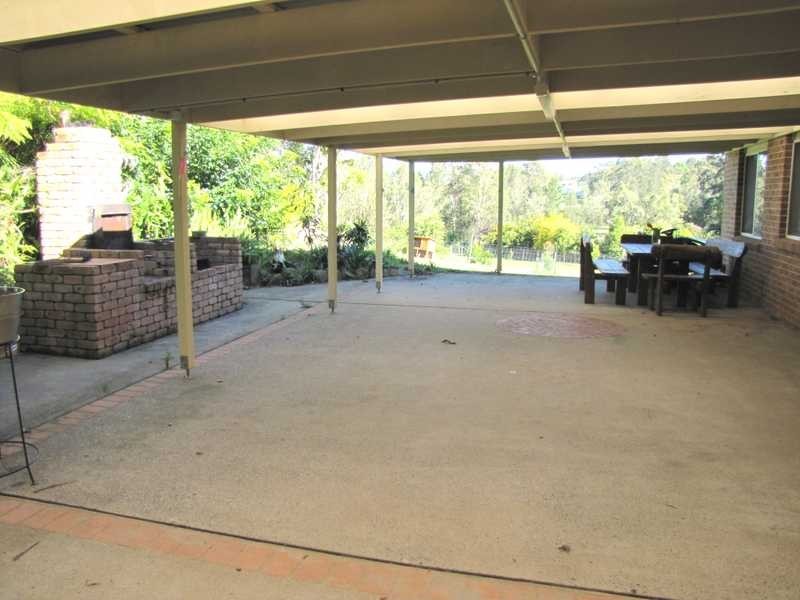 42 Poynten Road, Emerald Beach NSW 2456