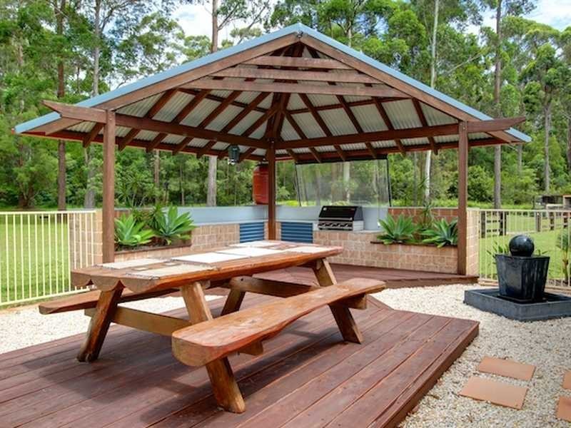 21 Lyndhurst Cl Moonee Beach, Coffs Harbour NSW 2450