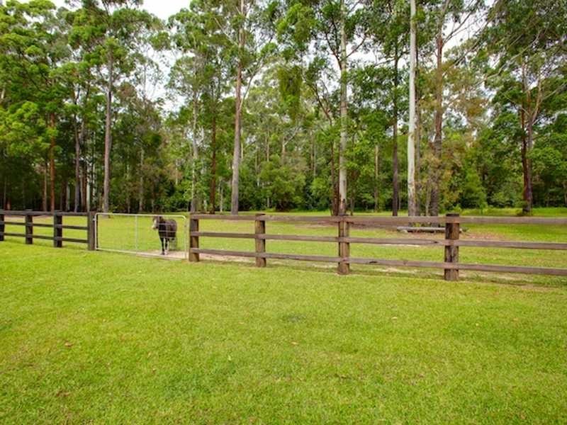 21 Lyndhurst Cl Moonee Beach, Coffs Harbour NSW 2450
