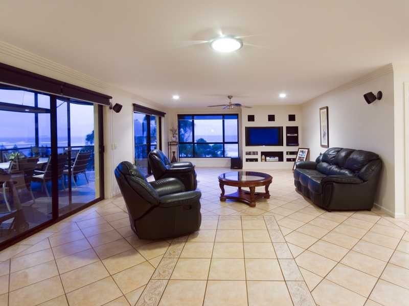 9 Coachmans Close Sapphire, Coffs Harbour NSW 2450