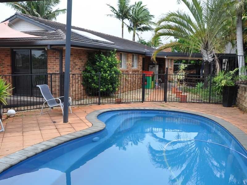 2 Amber Close, Coffs Harbour NSW 2450
