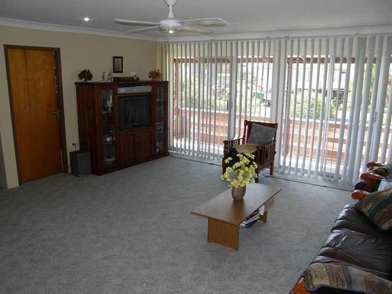 12 Ocean View Rd Arrawarra, Coffs Harbour NSW 2450