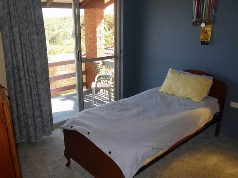 12 Ocean View Rd Arrawarra, Coffs Harbour NSW 2450