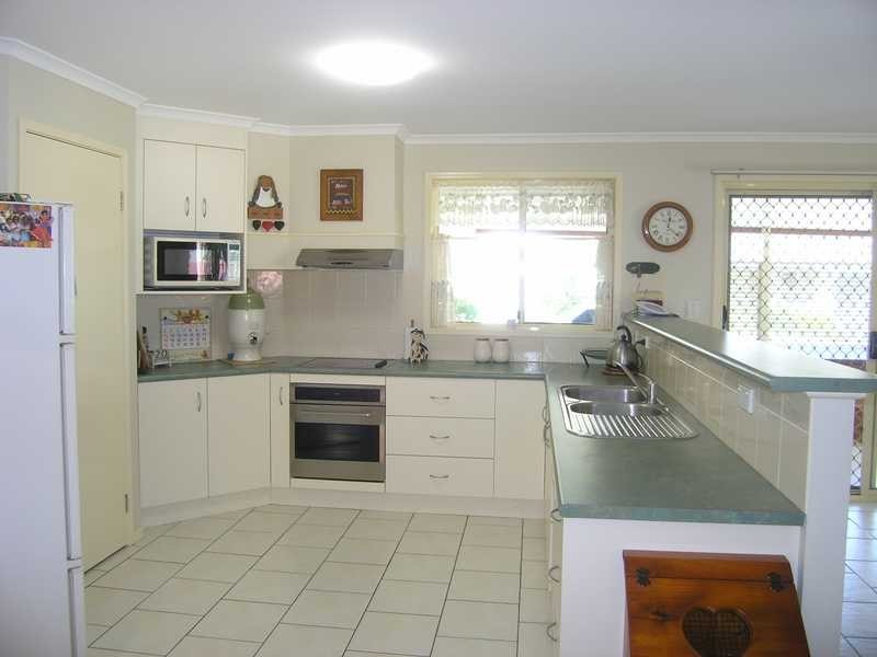 3 Celeste Place, Bonville NSW 2441