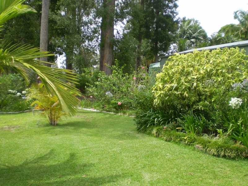 10 Lake Russell Drive, Emerald Beach NSW 2456