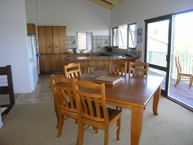 48 Dammerel Crescent, Emerald Beach NSW 2456