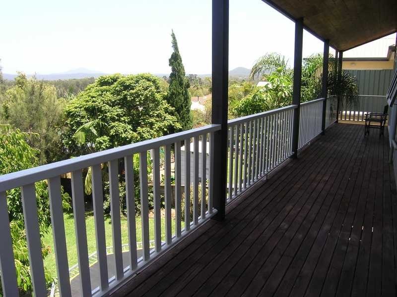 48 Dammerel Crescent, Emerald Beach NSW 2456