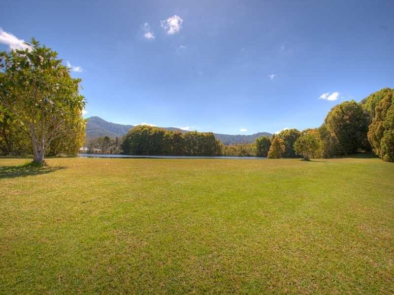 24 Faviell Drive, Bonville NSW 2441