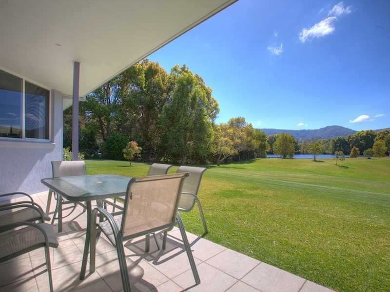 24 Faviell Drive, Bonville NSW 2441