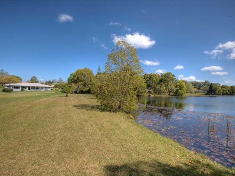 24 Faviell Drive, Bonville NSW 2441