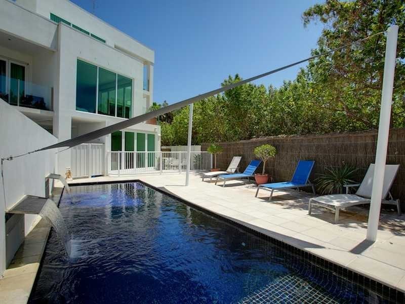 2/9 Beachfront Close, Sapphire Beach NSW 2450
