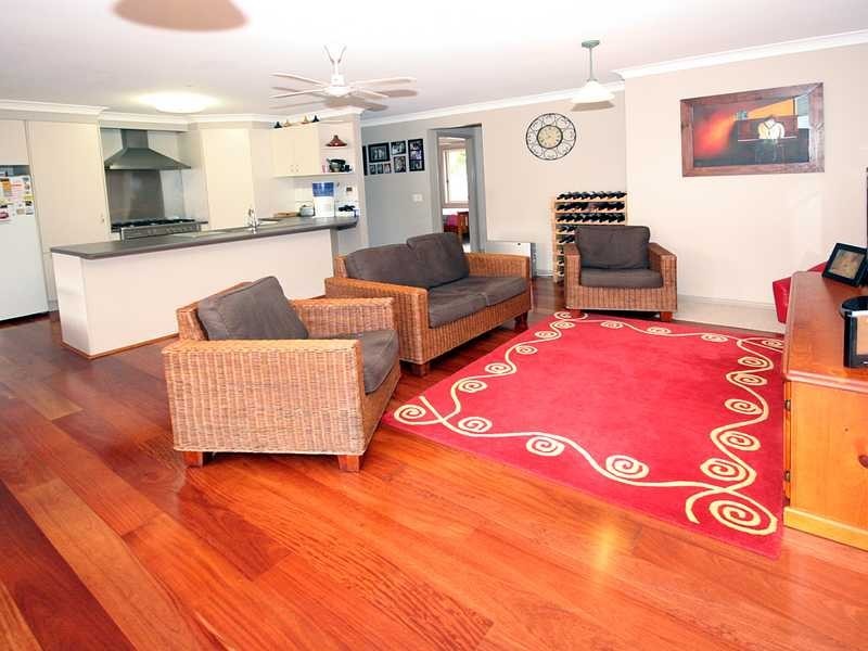 8 Adelines Way, Coffs Harbour NSW 2450