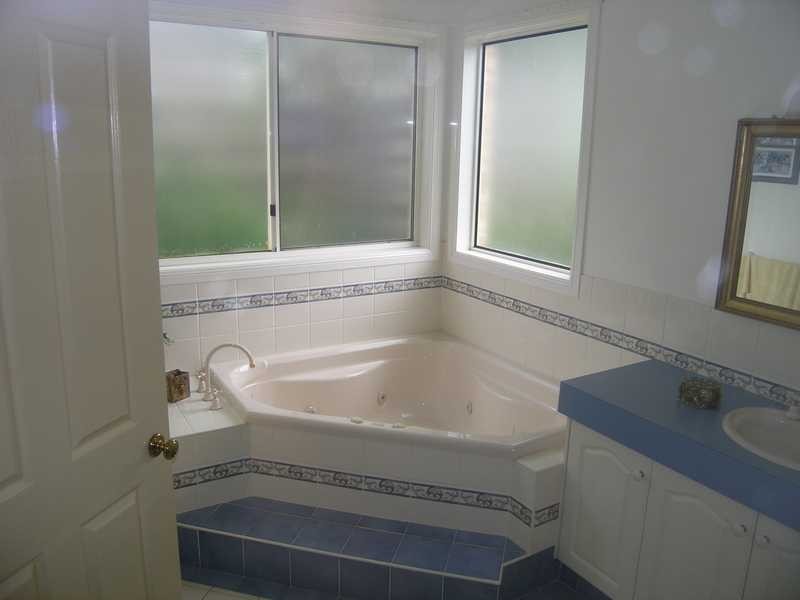 85 Faviell Drive, Bonville NSW 2441