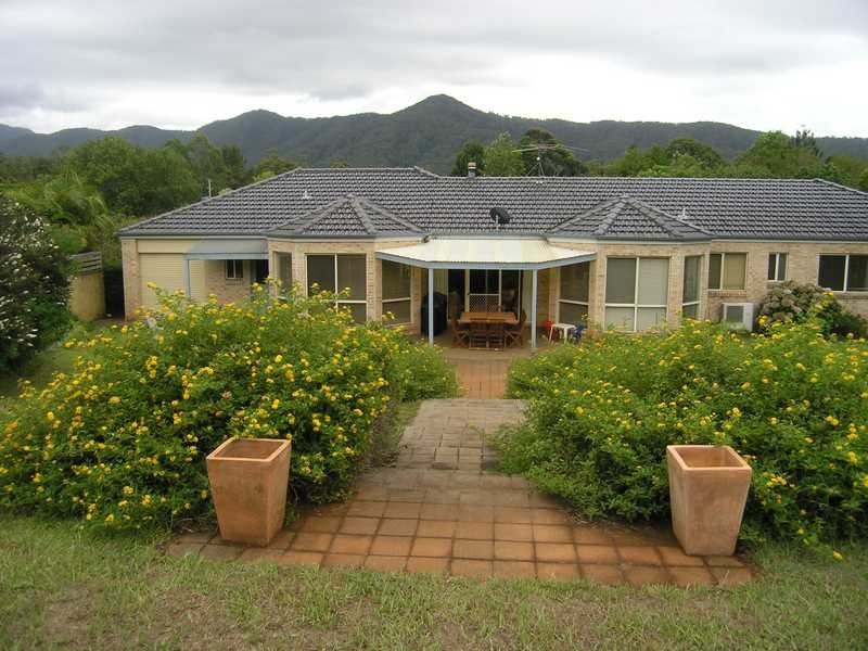 85 Faviell Drive, Bonville NSW 2441