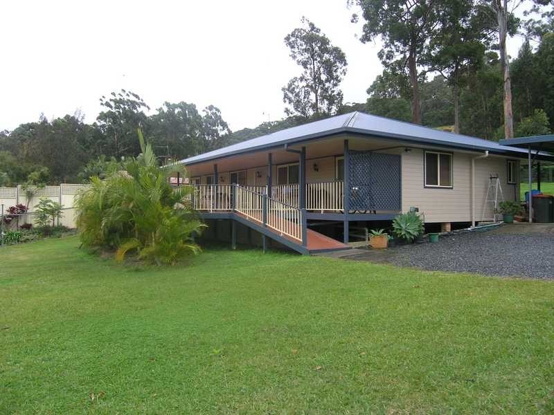 3 Azure Avenue, Emerald Beach NSW 2456