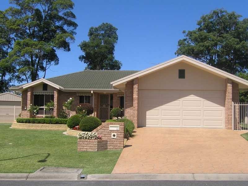 32 Moreton Bay Avenue, Coffs Harbour NSW 2450