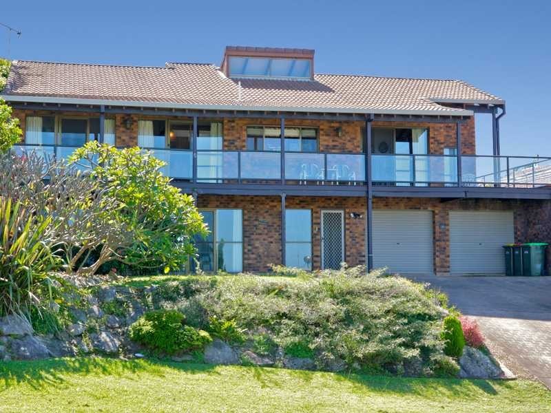 31 Warrawee Street, Sapphire Beach NSW 2450