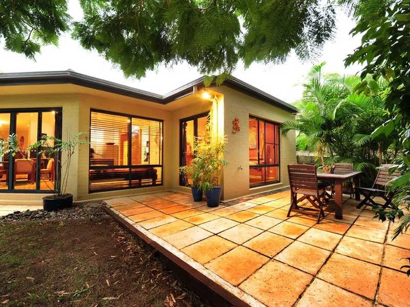 7 Bream Close, Emerald Beach NSW 2456