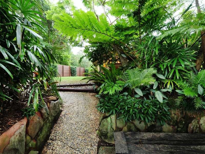 7 Bream Close, Emerald Beach NSW 2456