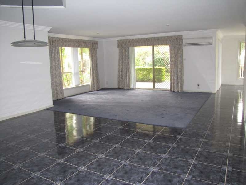76 Loaders Lane, Coffs Harbour NSW 2450