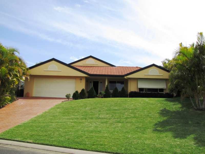 5 Beachside Court, Sapphire Beach NSW 2450