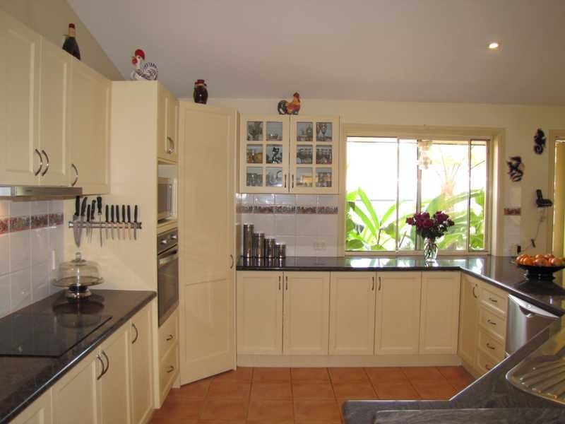 5 Beachside Court, Sapphire Beach NSW 2450