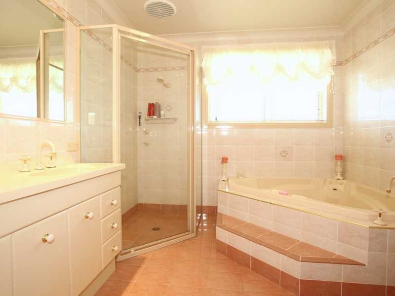 11 Pam Close, Coffs Harbour NSW 2450