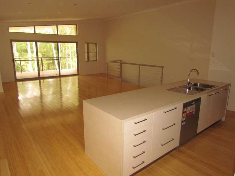 80 Roselands Drive, Coffs Harbour NSW 2450