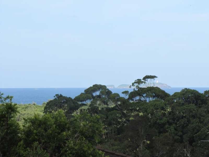 30 Rushton Avenue, Moonee Beach NSW 2450