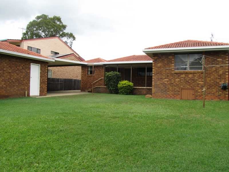18 Tom Albert Place, Sawtell NSW 2452