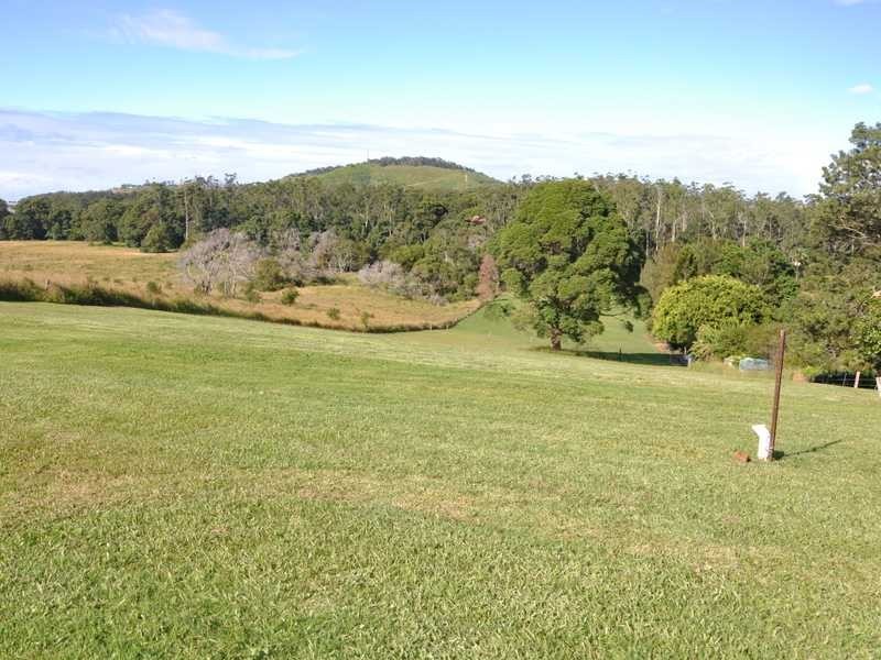 101 Newmans Road, Woolgoolga NSW 2456