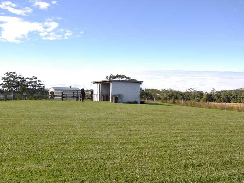 101 Newmans Road, Woolgoolga NSW 2456
