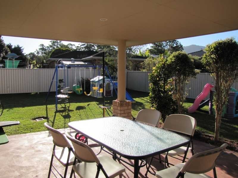 27 Red Cedar Drive, Coffs Harbour NSW 2450