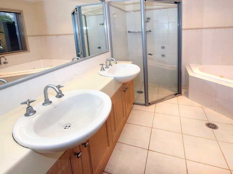 1 Beach Haven Court, Sapphire Beach NSW 2450