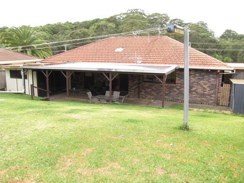 4 Harvie Drive, Boambee East NSW 2452