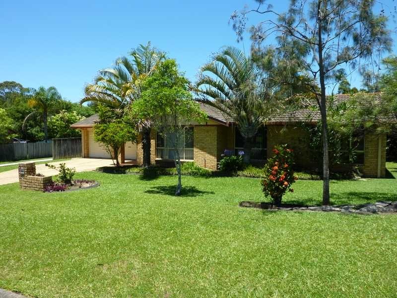 1 Kingfisher Close, Boambee East NSW 2452